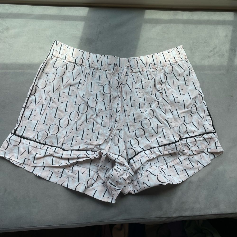 victoria’s secret pajama shorts